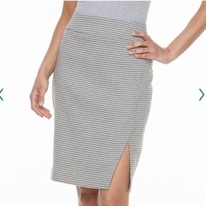 Apt. 9 Millennium Geometric Pencil Skirt